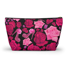 Load image into Gallery viewer, Accessory Pouch w T-bottom 'Follow your dreams'