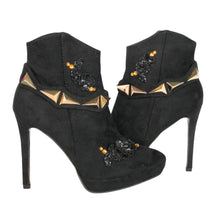 Load image into Gallery viewer, London Boots Size EU 38/ USA 8