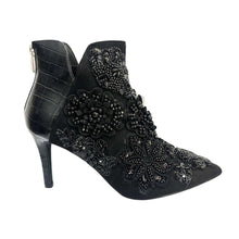 Load image into Gallery viewer, Vadela Boots Size EU 39/ USA 9