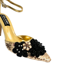 Load image into Gallery viewer, Aura Pumps EU 8.5/ USA 8.5