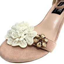 Load image into Gallery viewer, Mandai Pumps EU 38.5/ USA 8.5