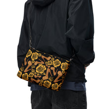 Load image into Gallery viewer, Crossbody bag 'Gold Royal'