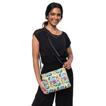 Load image into Gallery viewer, Crossbody bag 'Let the see set you free'
