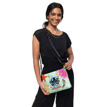 Load image into Gallery viewer, Crossbody bag 'Let the see set you free'