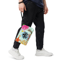 Load image into Gallery viewer, Crossbody bag 'Let the see set you free'