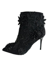Load image into Gallery viewer, Karol Boots EU 37/ USA 7