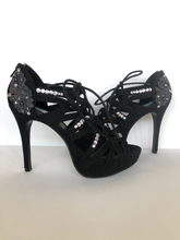 Load image into Gallery viewer, Cali sandals Size EU 39/ USA 9