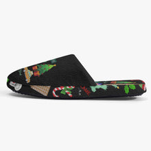 Load image into Gallery viewer, Unisex Classic Cotton Slippers east 'Christmas in New York'