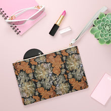 Load image into Gallery viewer, Clutch Bag Biu 'Nude embroidery'
