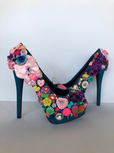 Load image into Gallery viewer, Alice pump Limited Edition Size EU 36/ USA 6
