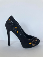 Load image into Gallery viewer, Night pump Size EU 37/ USA 7