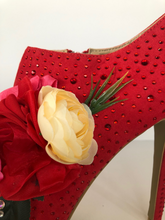 Load image into Gallery viewer, Flores Boots Size EU 39/ USA 9