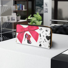 Load image into Gallery viewer, Zipper Wallet 'Fashion Week'