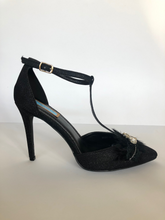 Load image into Gallery viewer, Tango pump Size EU 40/ USA 9