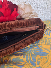 Load image into Gallery viewer, Selva Red Clutch