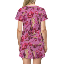 Load image into Gallery viewer, T-Shirt Dress Runi 'Fifth Avenue Chic'