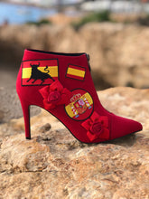 Load image into Gallery viewer, Spain Boots Size EU 39/ USA 8.5