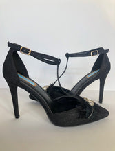 Load image into Gallery viewer, Tango pump Size EU 40/ USA 9