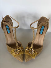 Load image into Gallery viewer, Venezia pump Size EU 39/ USA 8.5