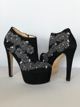 Load image into Gallery viewer, Lady Boots Size EU 38/ USA 8 Size EU 39/ USA 9