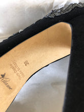 Load image into Gallery viewer, Lady Boots Size EU 38/ USA 8 Size EU 39/ USA 9