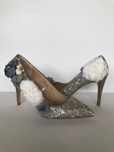 Load image into Gallery viewer, Silver Elsa pump Size EU 40/ USA 10