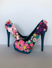 Load image into Gallery viewer, Alice pump Limited Edition Size EU 36/ USA 6