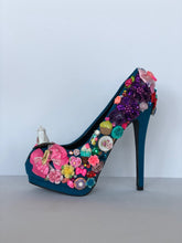 Load image into Gallery viewer, Alice pump Limited Edition Size EU 36/ USA 6