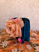 Load image into Gallery viewer, Camy Clutch