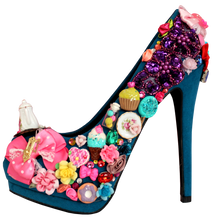 Load image into Gallery viewer, Alice pump Limited Edition Size EU 36/ USA 6
