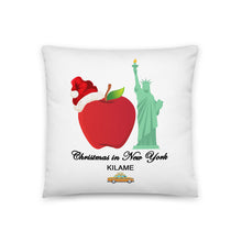 Load image into Gallery viewer, Pillow 'Christmas in New York Big Apple'