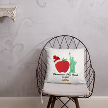 Load image into Gallery viewer, Pillow 'Christmas in New York Big Apple'