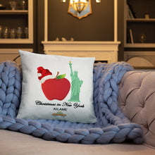 Load image into Gallery viewer, Pillow 'Christmas in New York Big Apple'