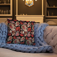 Load image into Gallery viewer, Pillow 'Holidays Couture'