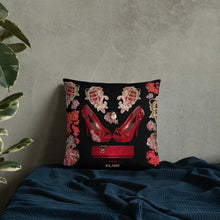 Load image into Gallery viewer, Pillow 'Holidays Couture'