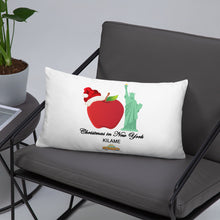 Load image into Gallery viewer, Pillow 'Christmas in New York Big Apple'