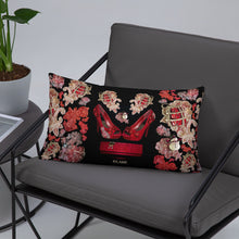 Load image into Gallery viewer, Pillow 'Holidays Couture'