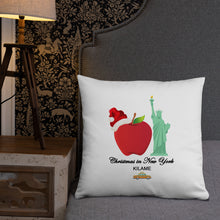 Load image into Gallery viewer, Pillow 'Christmas in New York Big Apple'