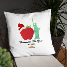 Load image into Gallery viewer, Pillow 'Christmas in New York Big Apple'