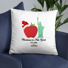 Load image into Gallery viewer, Pillow 'Christmas in New York Big Apple'