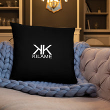 Load image into Gallery viewer, Pillow 'Pink crystals shoes'
