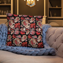 Load image into Gallery viewer, Pillow 'Holidays Couture'