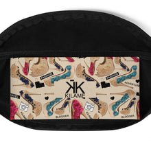 Load image into Gallery viewer, Fanny Pack 'Travel Blogger'