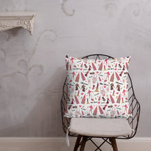 Load image into Gallery viewer, Premium Pillow 'Fifth Avenue'