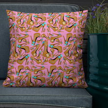 Load image into Gallery viewer, Pillow 'Eat me drink me'