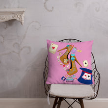 Load image into Gallery viewer, Pillow 'Eat me drink me'