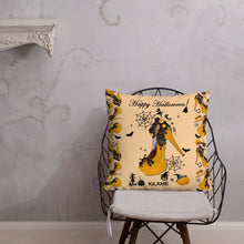 Load image into Gallery viewer, Pillow 'Happy Halloween'