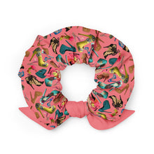 Load image into Gallery viewer, Scrunchie 'OMG. Shoes'