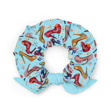 Load image into Gallery viewer, Scrunchie 'Wonderland'
