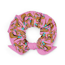 Load image into Gallery viewer, Scrunchie 'Eat me drink me'